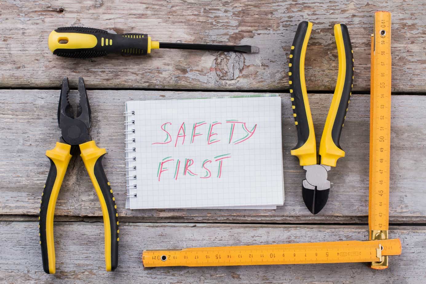 Constructor accessories and slogan safety first.